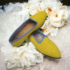 Calzaro Casual | Bailarinas | Bailarinas Venecianas de Mujer Carla en Piel Afelpada Amarillo. Citron