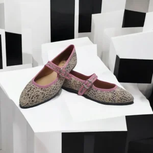 Calzaro Casual | Bailarinas | Bailarinas Venecianas Trabilla de Mujer Berta en Piel Beige Leopardo