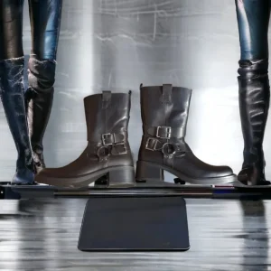 Calzaro Botas Y Botines Mujer | Botas Bajas Y Botines | Bota Motera Coralina Negro
