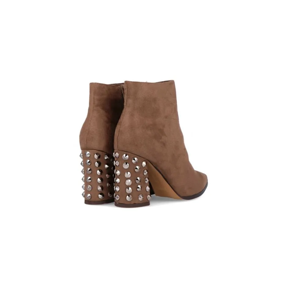 botin__en_taupe_1.webp Calzaro Botas Bajas Y Botines | Botin 20794 en taupe