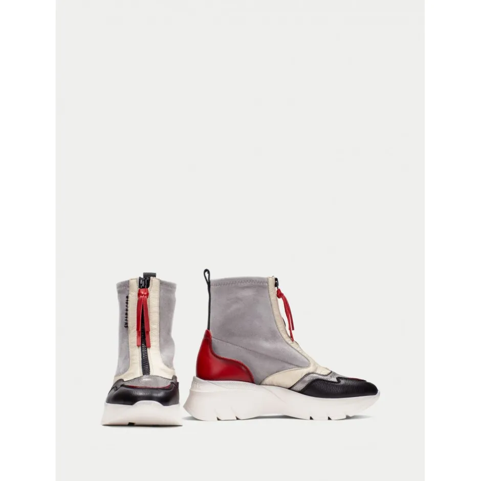 botin_sport_helsinki__neg_3.webp Calzaro Deportivas | Casual | Botin Sport Helsinki 243628 Negro, gris y Rojo.
