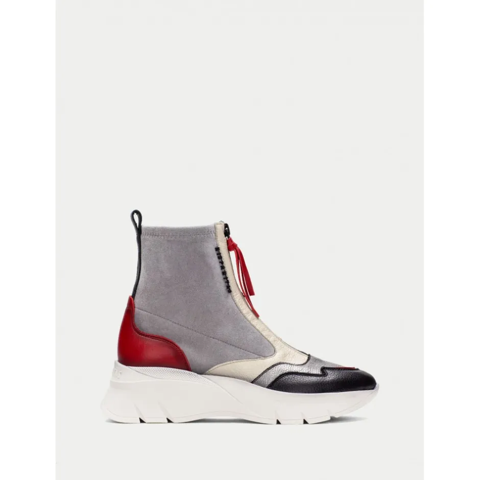 botin_sport_helsinki__neg_4.webp Calzaro Deportivas | Casual | Botin Sport Helsinki 243628 Negro, gris y Rojo.