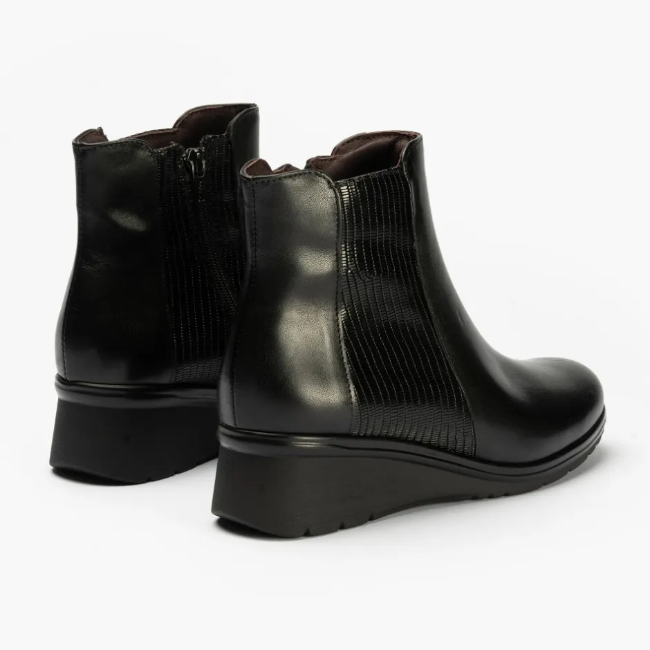 botines__cua_micro_lucido_1.webp Calzaro Confort | Botines 1626 Cuña Micro Lucido/Tejus Negro