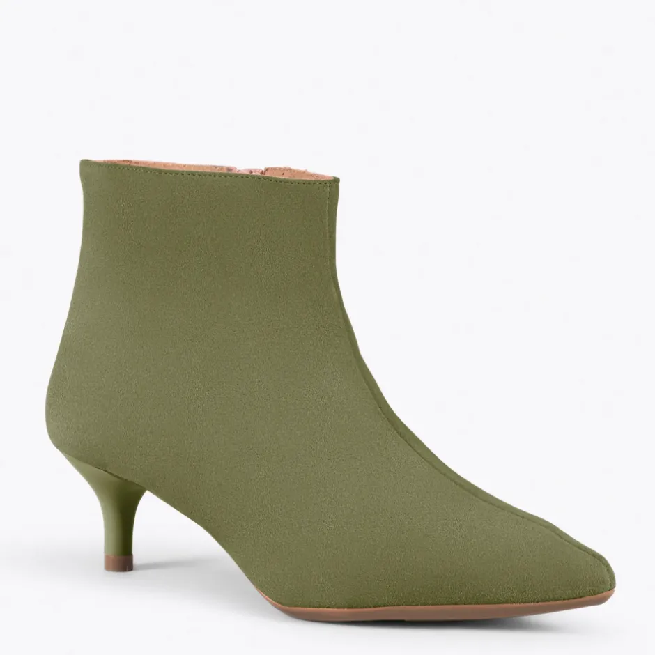botn__outfit_tacn_chupete_4.webp Calzaro Botas Bajas Y Botines | Botín 22611 Outfit Tacón Chupete Serraje Verde Oliva Kaki