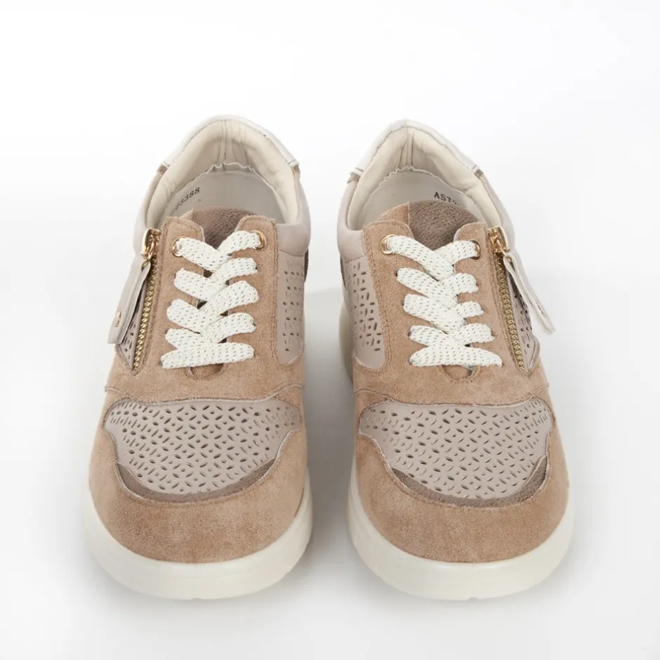 deportivo_cua_cordones_y__4.webp Calzaro Deportivas | Deportivo Cuña Cordones y Crem. Lateral Perforado 23388 Taupe
