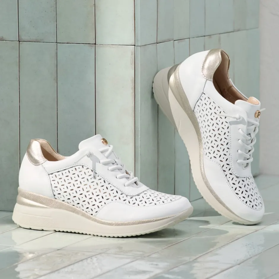 deportivos_de_mujer__en_p_0.webp Calzaro Deportivas | Deportivos de Mujer 5664 en Piel con Cordones Elásticos y Plataforma y con Cordones Elásticos Blanca.