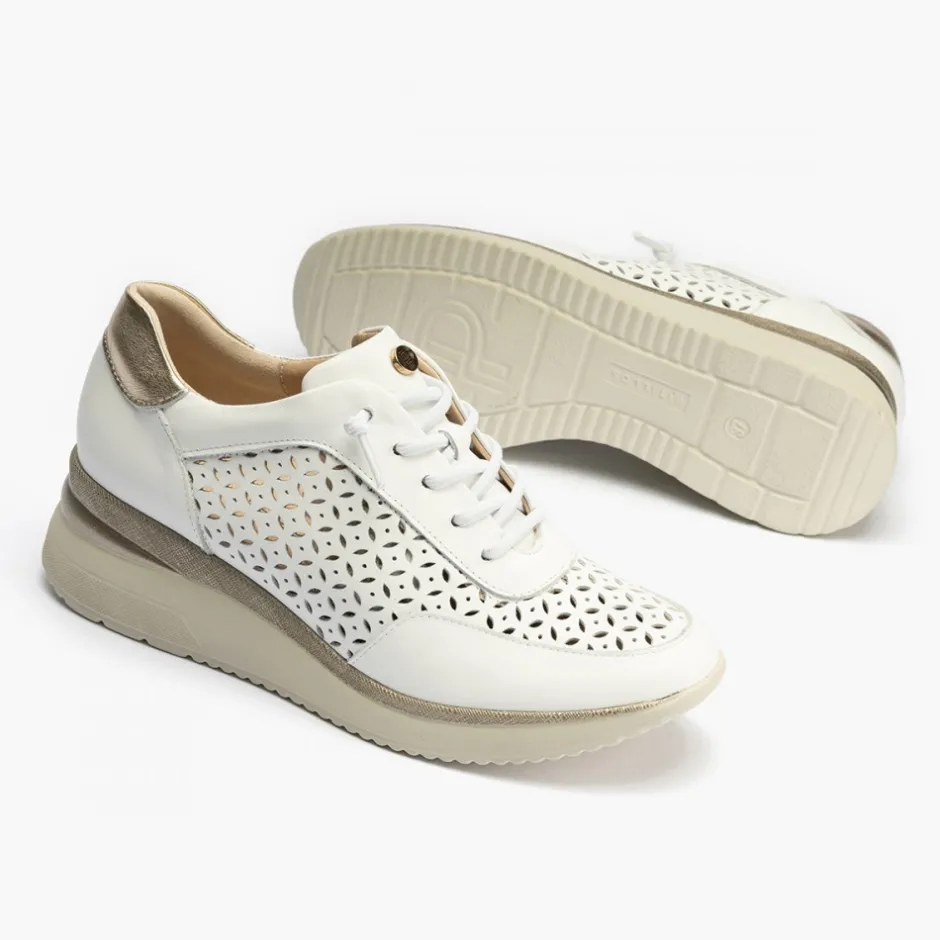 deportivos_de_mujer__en_p_1.webp Calzaro Deportivas | Deportivos de Mujer 5664 en Piel con Cordones Elásticos y Plataforma y con Cordones Elásticos Blanca.