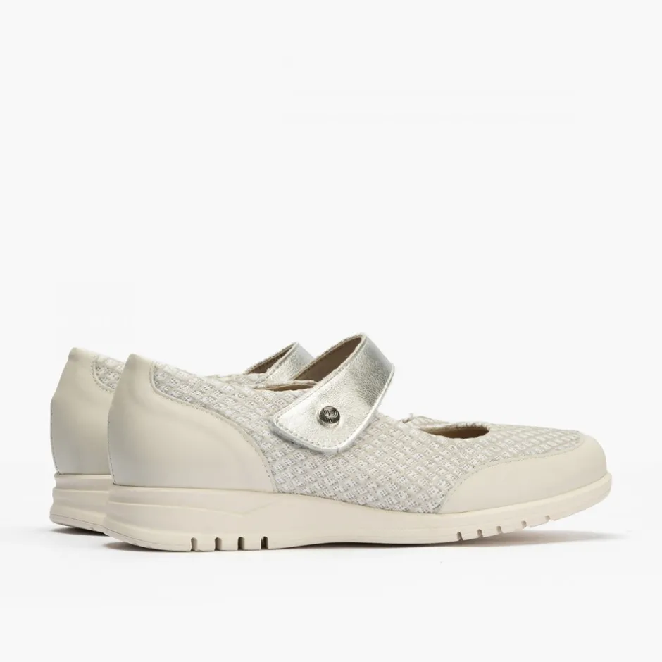 merceditas_de_mujer__en_t_2.webp Calzaro Mocasines | Merceditas de Mujer 2824 en Textil combinada con Velcro y Suela de Goma Crema