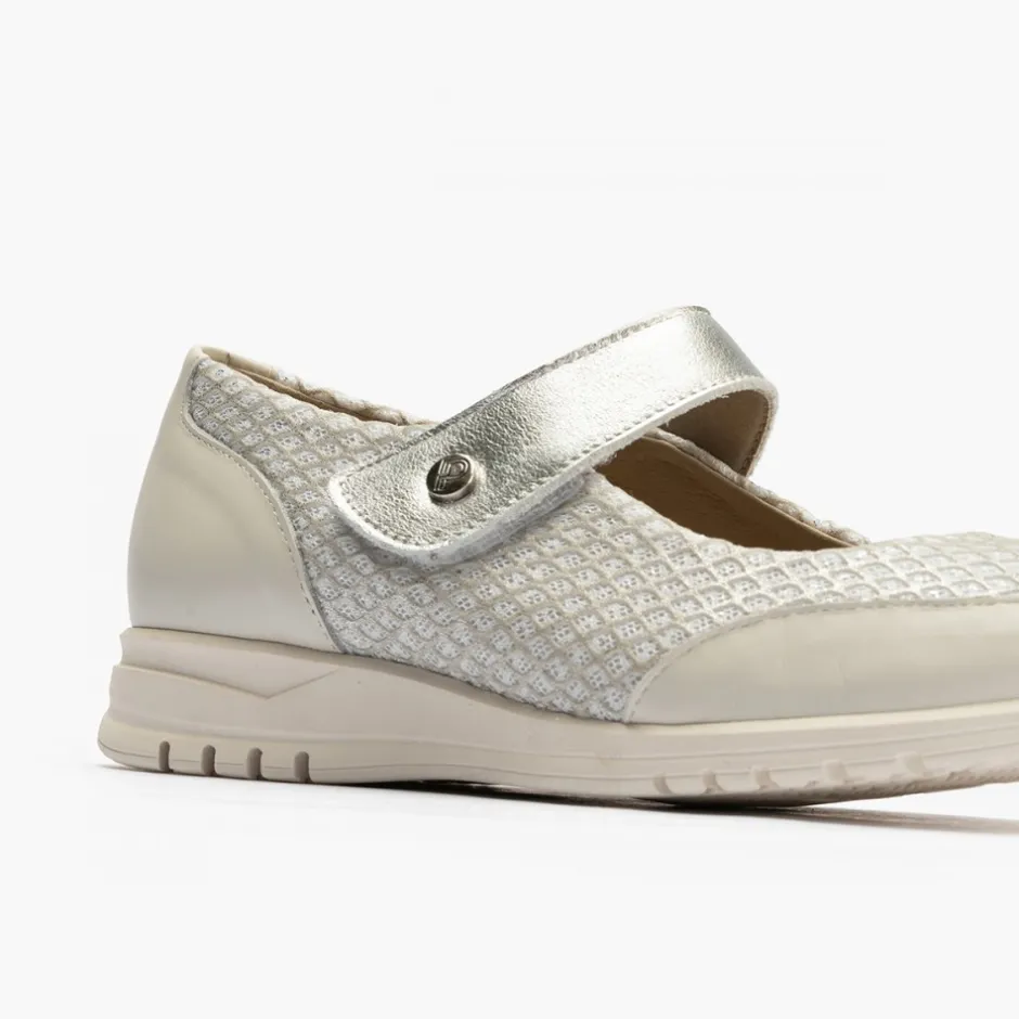 merceditas_de_mujer__en_t_4.webp Calzaro Mocasines | Merceditas de Mujer 2824 en Textil combinada con Velcro y Suela de Goma Crema