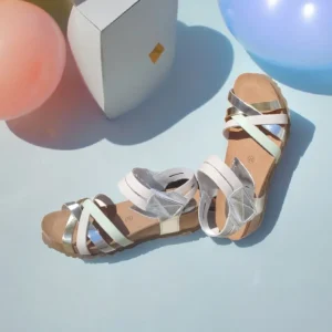 Calzaro Sandalias Bios | Sandalia Cuña 5338 Platino Gris Plata Manzana Tiras Cruzadas.