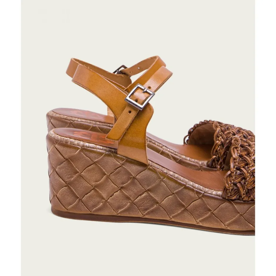 sandalia_cua_piel_avellan_3.webp Calzaro Sandalias | Sandalia Cuña Piel Avellana 2834 Salma.