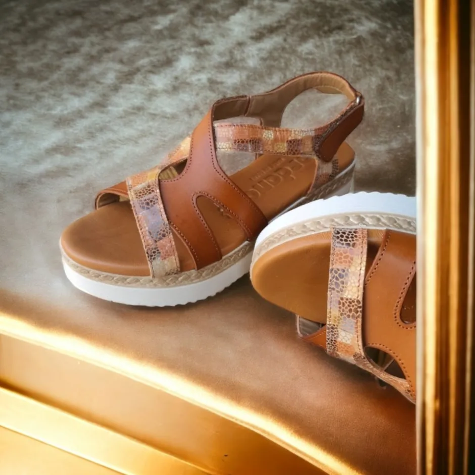 sandalia_cuina__cuero_1.webp Calzaro Sandalias | Sandalia Cuñina 2211 Cuero.