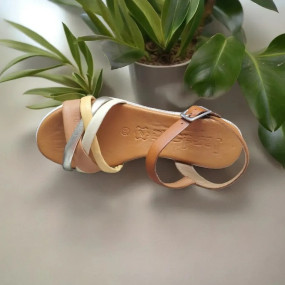 sandalia_cuina_baja__tubu_1.webp Calzaro Sandalias | Sandalia Cuñina Baja 4220 Tubulares Cuero, Oro, Taupe y Mostaza Combi 4
