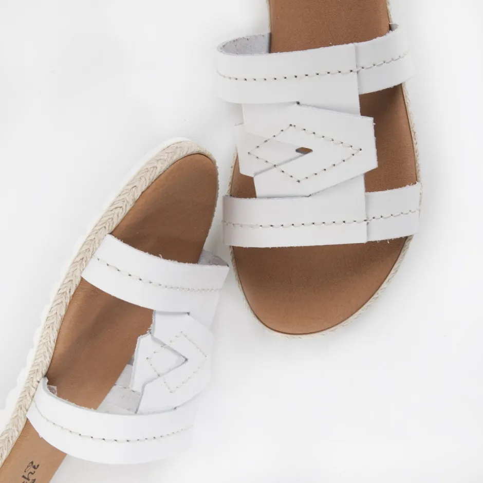 sandalia_plana__blanco_3.webp Calzaro Sandalias | Sandalia plana 5024 blanco