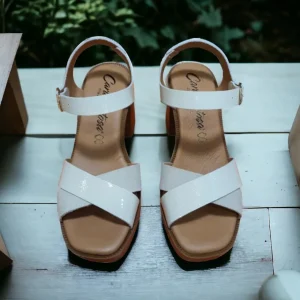 Calzaro Sandalias | Sandalias de Tacón 78045 Charol Blanco Hielo.