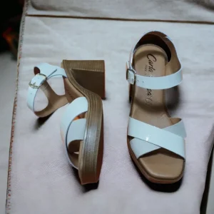 Calzaro Sandalias | Sandalias de Tacón 78045 Charol Blanco Hielo.