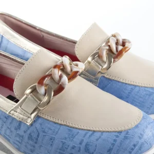 Calzaro Mocasines | Zapato Mocasín Noelia Carey Cadena Celeste y Taupe.