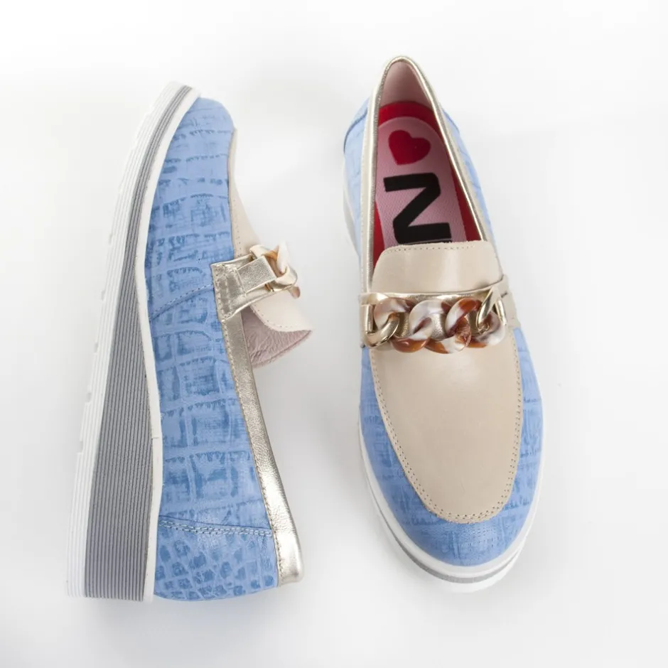zapato_mocasn_noelia_care_5.webp Calzaro Mocasines | Zapato Mocasín Noelia Carey Cadena Celeste y Taupe.