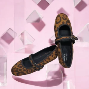 Calzaro Zapatos De Tac贸n | Bailarinas | Zapato Plano Con Una Pulsera Ancha 535 Leopardo.