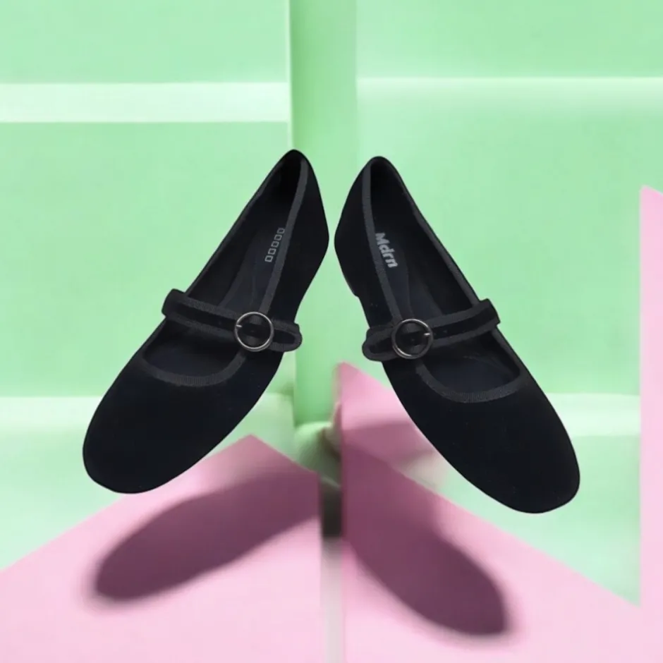 zapato_plano_con_una_puls_1.webp Calzaro Zapatos De Tac贸n | Bailarinas | Zapato Plano Con Una Pulsera Ancha 535 Negro.