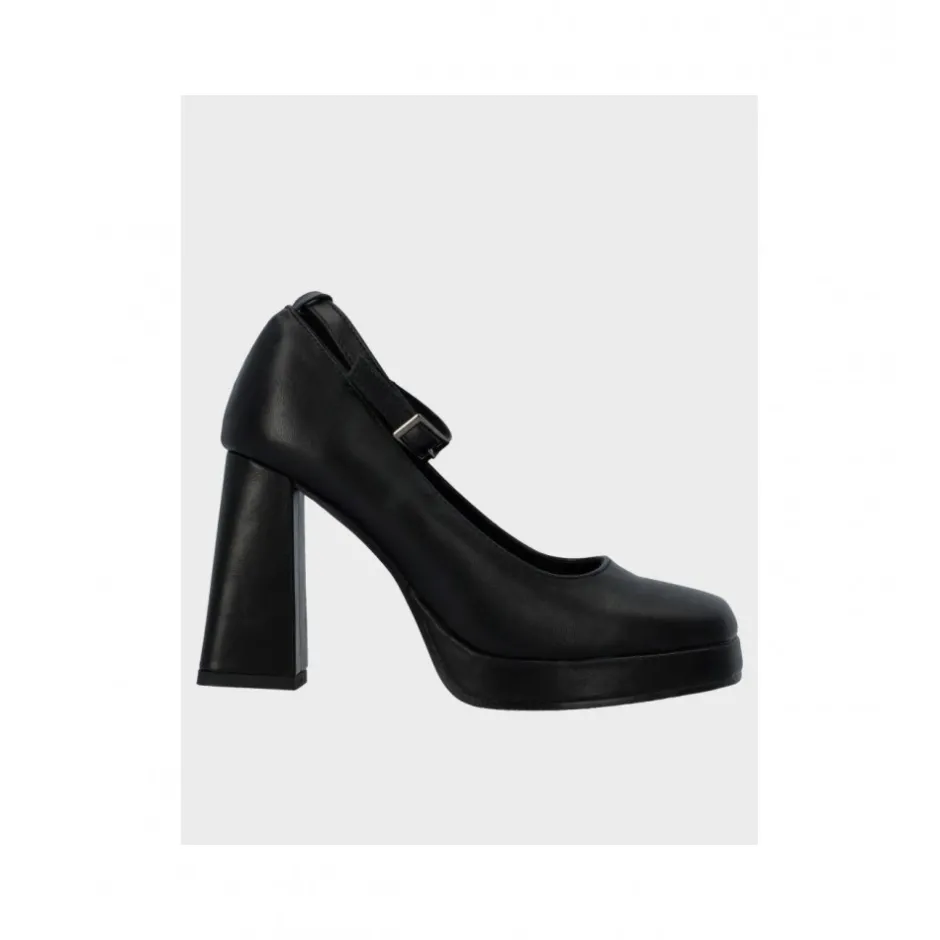 zapato_pulsera_napa_plata_5.webp Calzaro Zapatos De Tac贸n | Zapato Pulsera Napa Plataforma 23175 Negro.