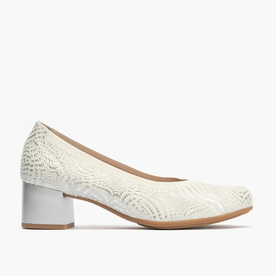 zapatos_de_saln_de_mujer__2.webp Calzaro Zapatos De Tac贸n | Zapatos de Salón de Mujer de Piel con Ribete Elástico 5720 con Tacón Medio Plata