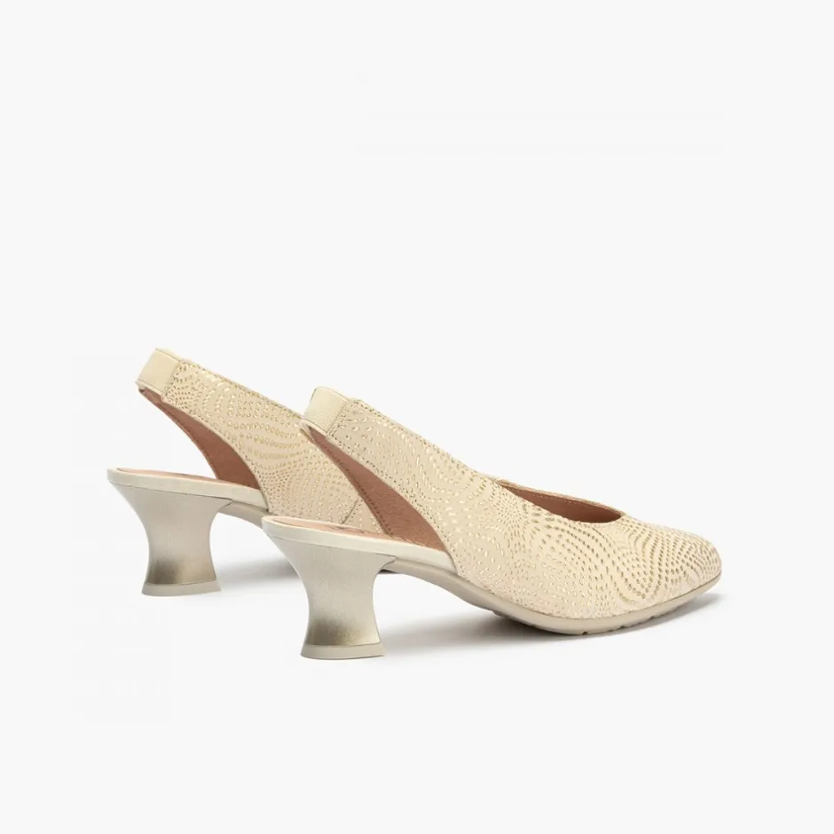 zapatos_de_saln_de_mujer__3-2.webp Calzaro Zapatos De Tac贸n | Zapatos de Salón de Mujer Destalonado 5750 en Piel y Tacón Embudo Dorado.