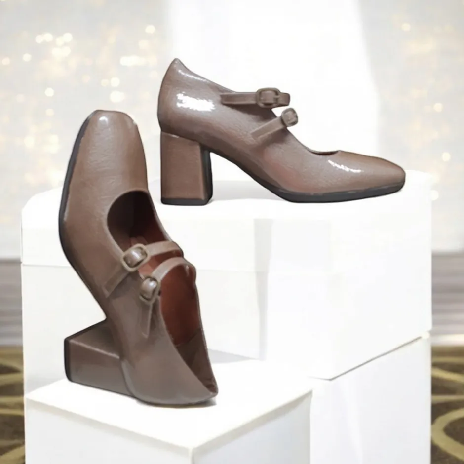 zapatos_de_tacn_medio_mar_1.webp Calzaro Zapatos De Tac贸n | Confort | Zapatos de Tacón Medio Mary Jane Desiree Dami 16 Taupe.