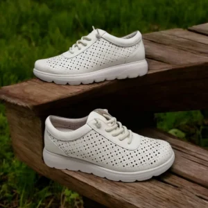 Calzaro Confort | Zapatos Sneakers Picaditos Cordones Slip-on 422 Beige.
