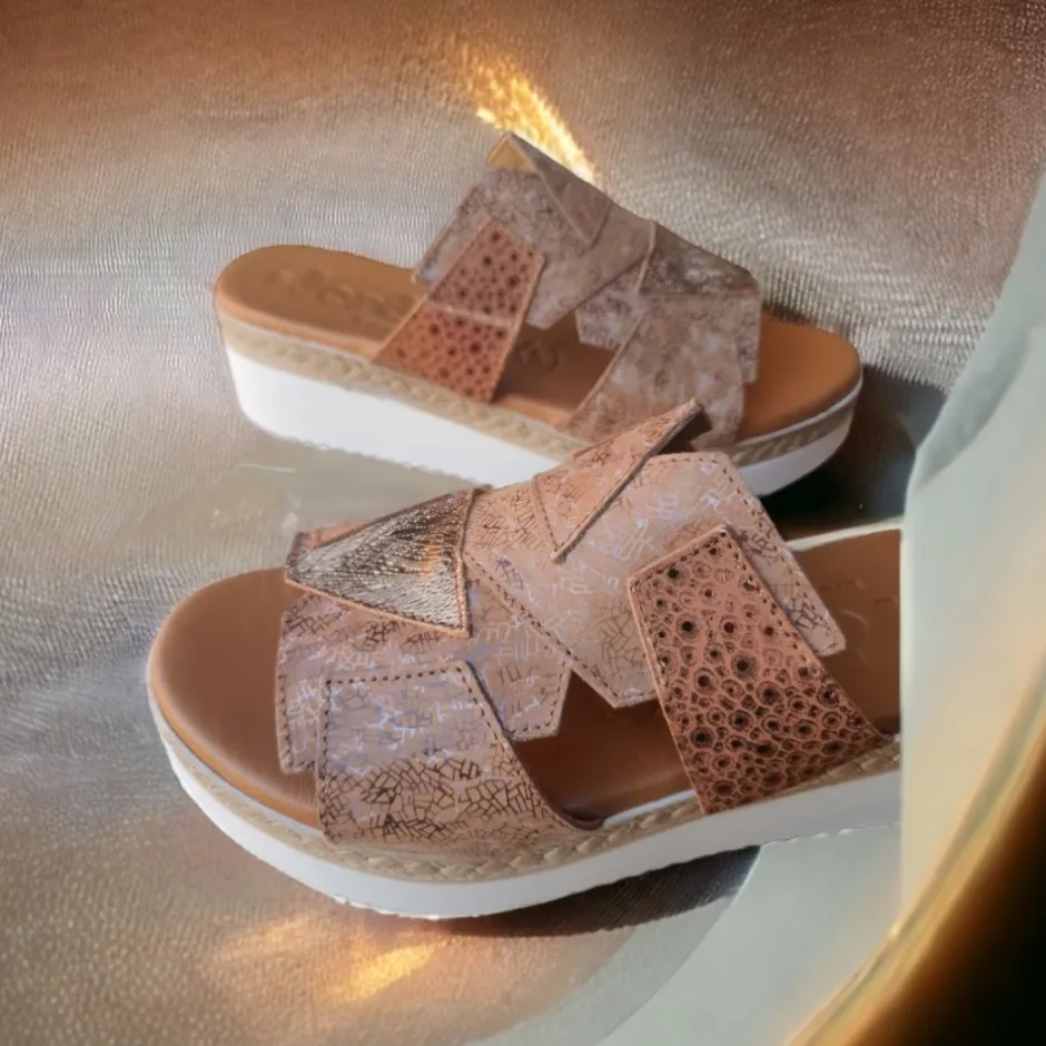 zueco_sandalia_cuina__tir_4-1.webp Calzaro Sandalias | Zueco Sandalia Cuñina 2769 Tiras Cuero.